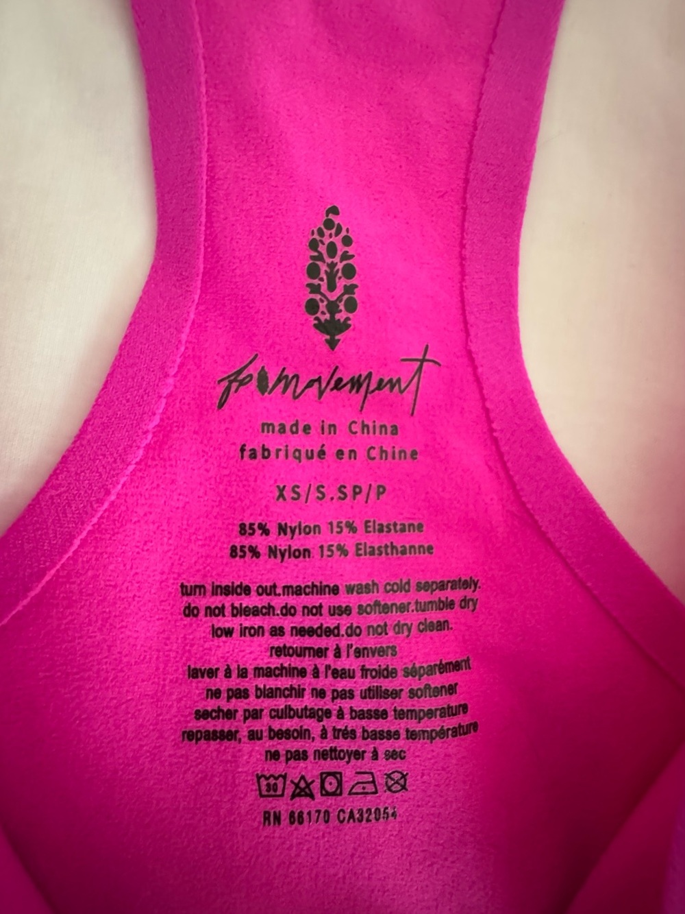 Free People Bright Fuchsia Plunge Sports Bra XS - Picture 2 of 7